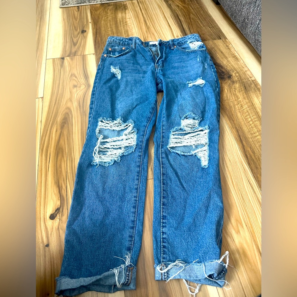Almost famous jeans with holes